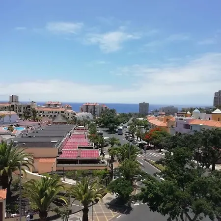 Los Cristianos Port Royale * لوس كريستيانوس
