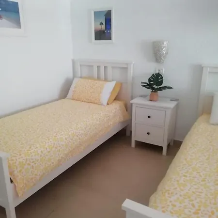 Los Cristianos Port Royale * لوس كريستيانوس